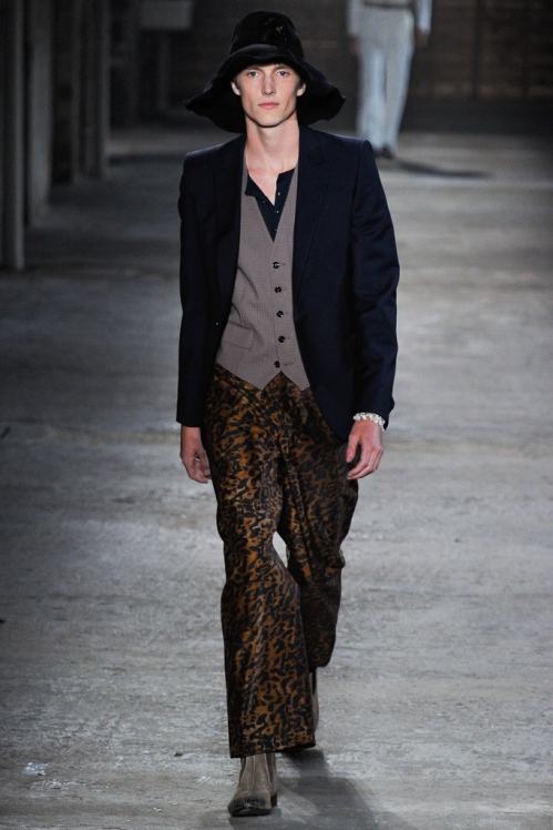 Alexander McQueen Sping/Summer 2012 menswear runway show in Milan