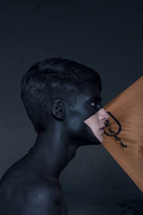 Foulard Fever by Frederik Heyman