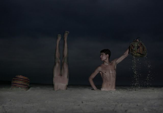 Foulard Fever by Frederik Heyman