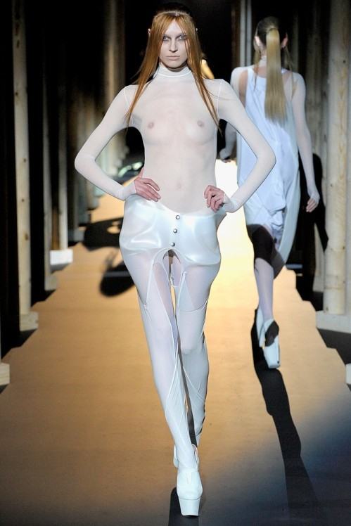 Mugler Woman by Nicola Formichetti Fall/Winter 2011.12 runway show. Fuck yeah!