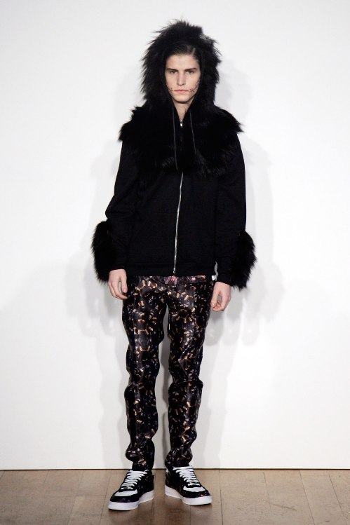 Katie Eary Fall/Winter 2011.2012 runway show in London