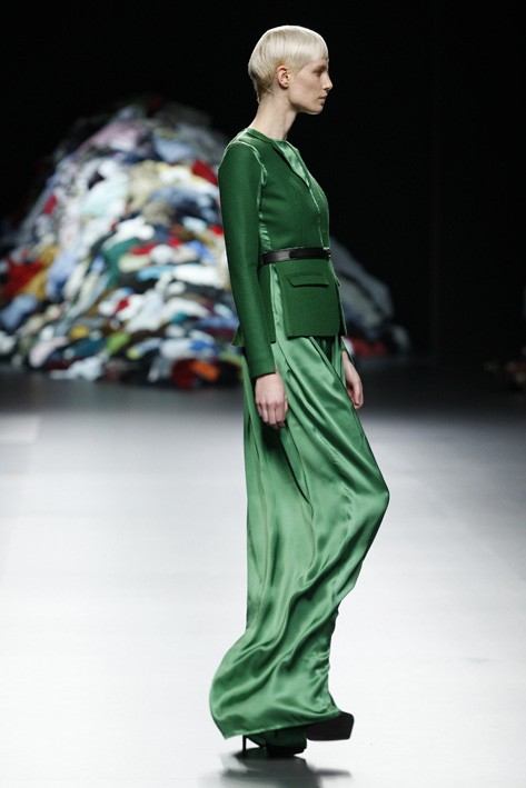 Davidelfin Fall/Winter 2011.2012 Di&oacute;genes Syndrome runway show