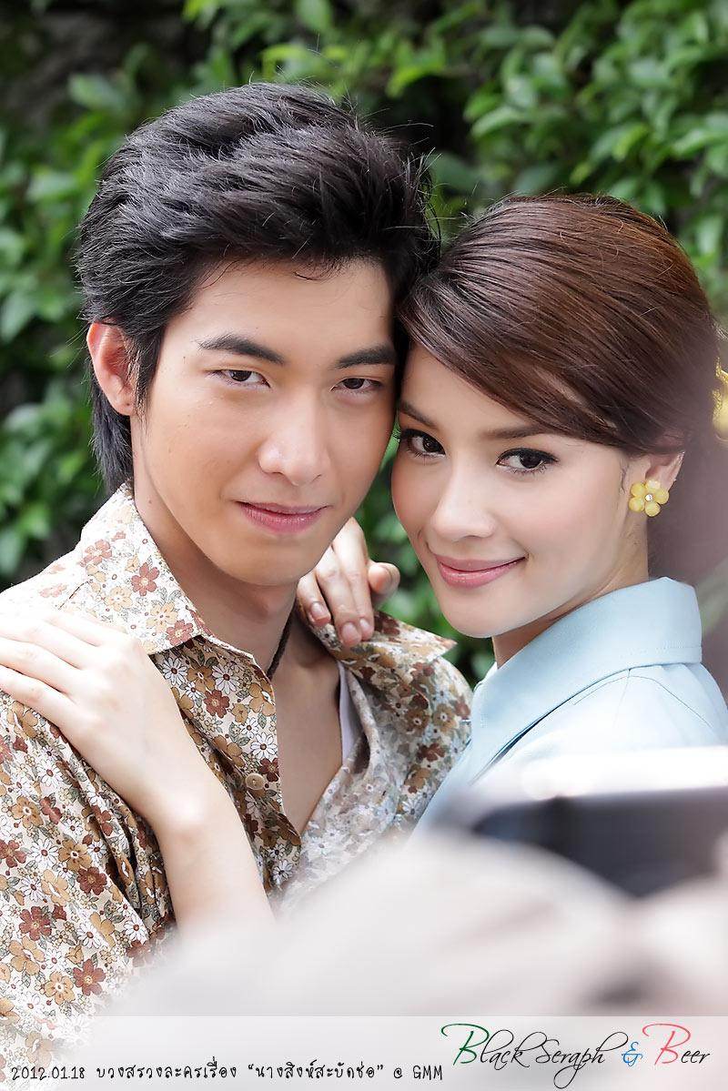 โตโน่และเหล่านักแสดง @ งานบวงสรวงละคร"นางสิงห์สะบัดช่อ"