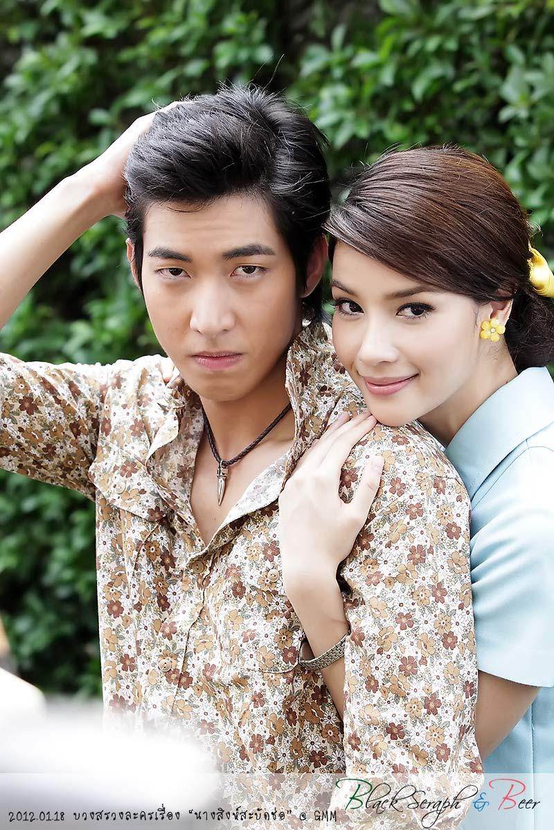 โตโน่และเหล่านักแสดง @ งานบวงสรวงละคร"นางสิงห์สะบัดช่อ"