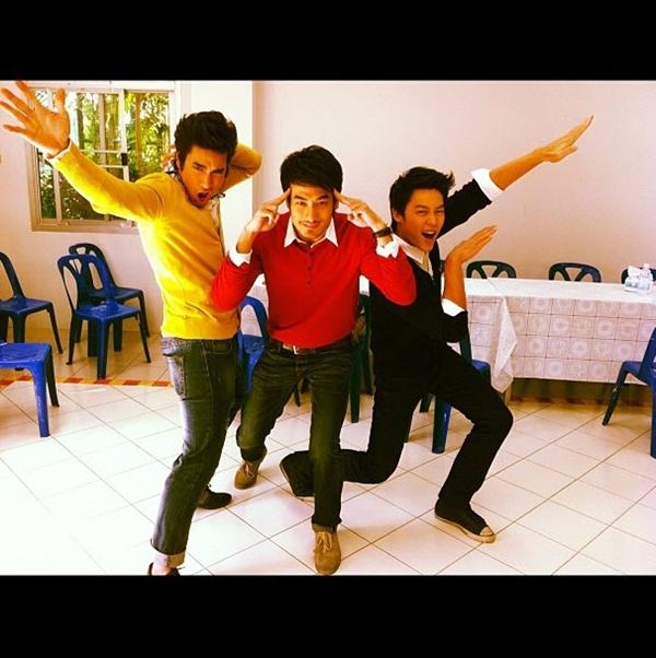 แอนดึงหมาก,บอย,ณเดชน์เปิดตัวอนิเมชั่น"ซุปเปอร์ฮีโร่ หล่อช่วยได้"