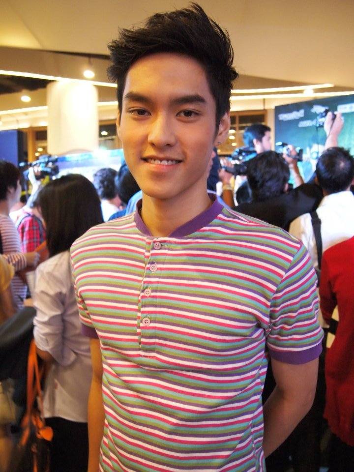 บอส นวไพบูลย์ หนุ่มหล่อมาดกวน ใน ...กู เพื่อนกันจนวันตาย