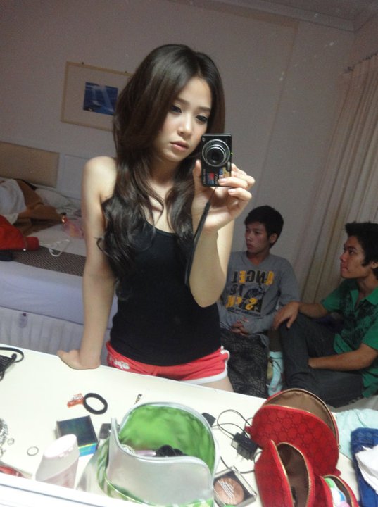 ปลื้ม พี่คนนี้น่ารักมากๆค่ะ..