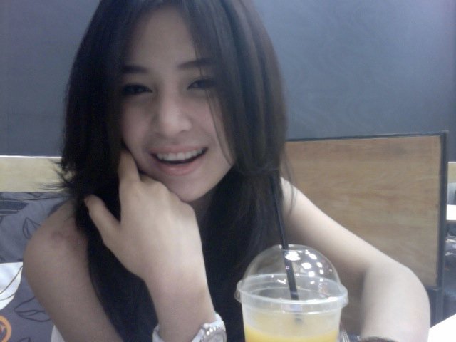 ปลื้ม พี่คนนี้น่ารักมากๆค่ะ..