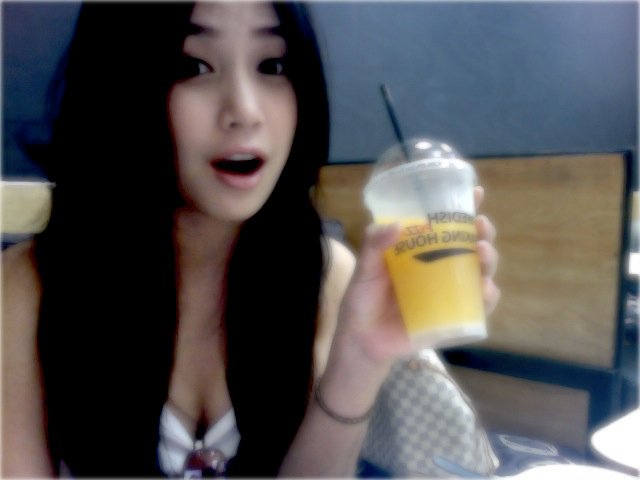 ปลื้ม พี่คนนี้น่ารักมากๆค่ะ..