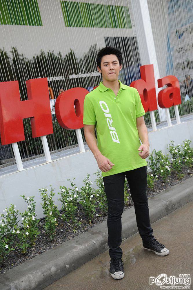 ญาญ่า หมาก ที่บูธฮอนด้า