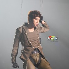  ยุนโฮ  นักร้องเกาหลี..สลิงรัดไข่ ตุง-อูม-ทะลัก