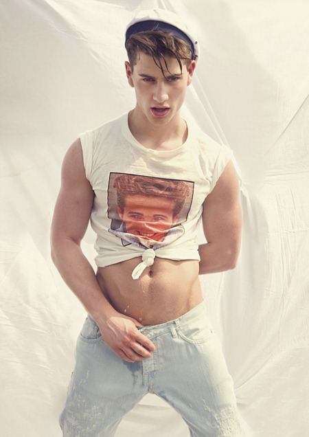 FEATURED MODEL: MICKAEL TESTARD BY PHOTOGRAPHER IVAN MUSELLI