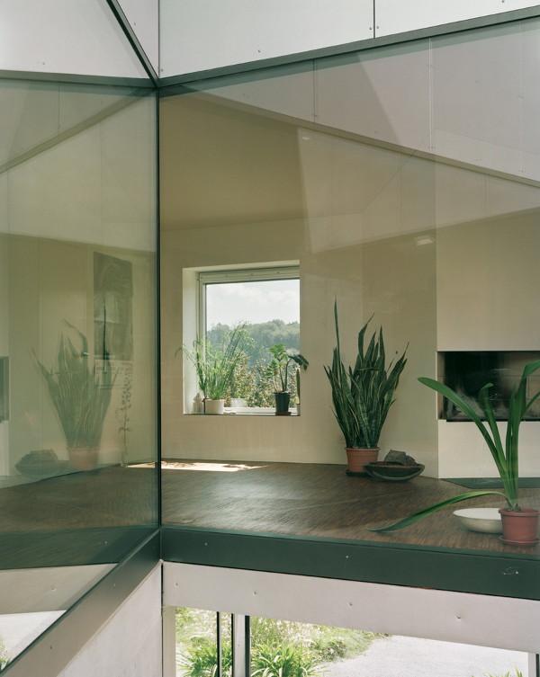 Horizontal House in Switzerland with Interior Courtyard