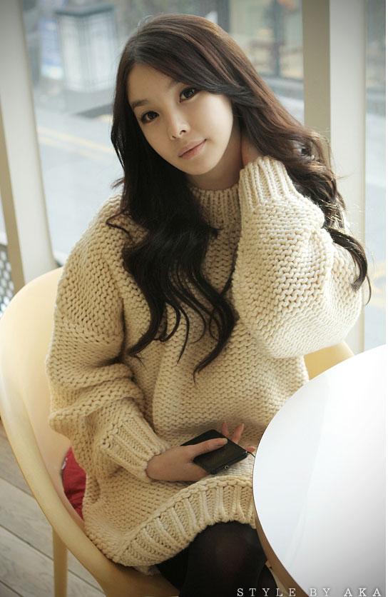 เดรสถักไหมพรม ชุดเดียวเอา (หนาว) อยู่!!