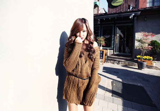 เดรสถักไหมพรม ชุดเดียวเอา (หนาว) อยู่!!