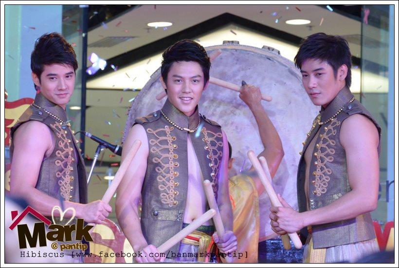 หมาก-ปริญ / มาริโอ้ / เคน-ภูภูมิ งานThe Great Chinese New Year 2012 @ CTW