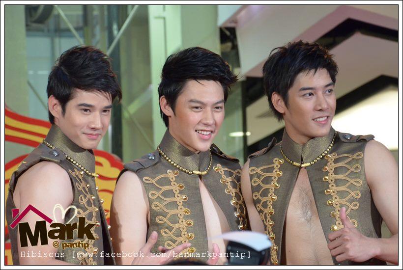 หมาก-ปริญ / มาริโอ้ / เคน-ภูภูมิ งานThe Great Chinese New Year 2012 @ CTW