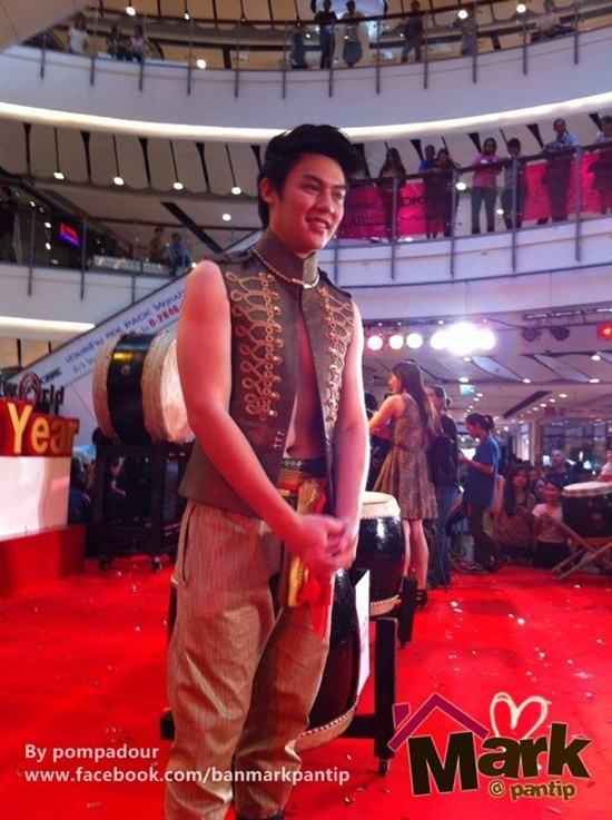 หมาก-ปริญ / มาริโอ้ / เคน-ภูภูมิ งานThe Great Chinese New Year 2012 @ CTW