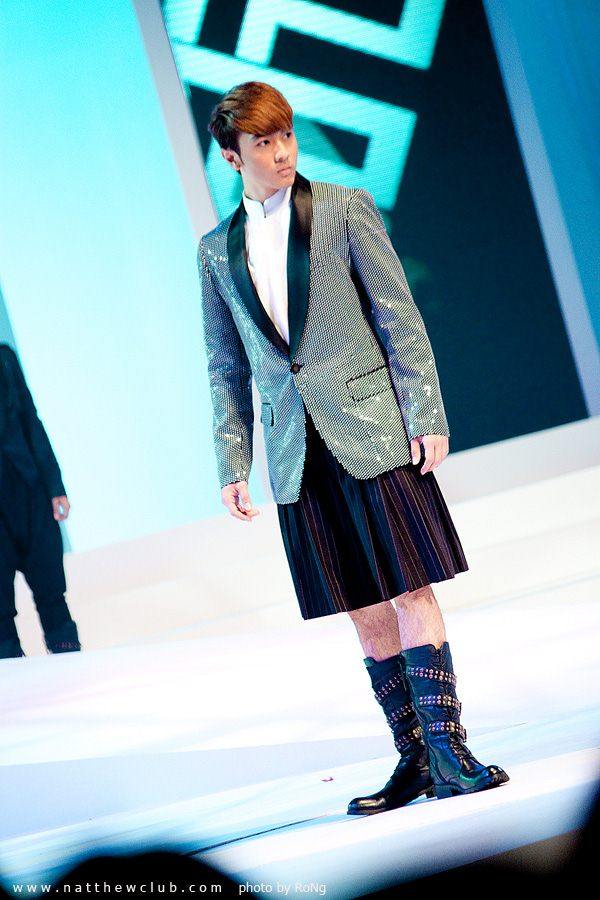 นัททิว  ร่วมเดินแบบในงานThai Supermodel Contest 2011