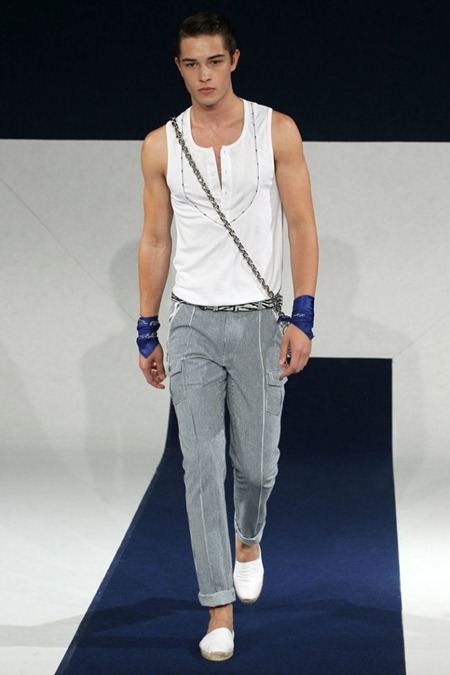 PARIS FASHION WEEK: ALEXIS MABILLE SPRING 2012