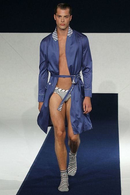PARIS FASHION WEEK: ALEXIS MABILLE SPRING 2012
