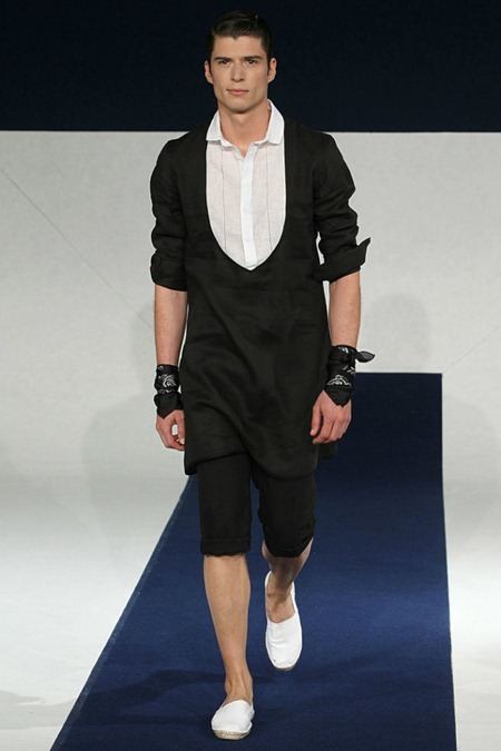 PARIS FASHION WEEK: ALEXIS MABILLE SPRING 2012