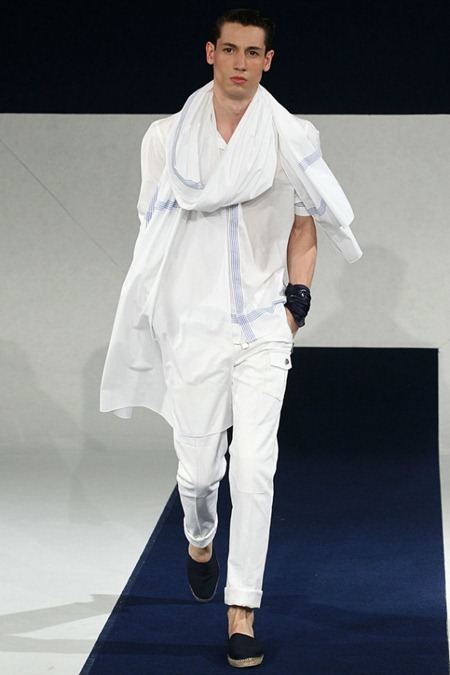 PARIS FASHION WEEK: ALEXIS MABILLE SPRING 2012