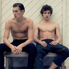 VANGARDIST MAGAZINE: MICHAEL POLLINGER, HARUN & NIKOLAS KRITZEN IN  POOL PLEASURES  BY PHOTOGRAPHER