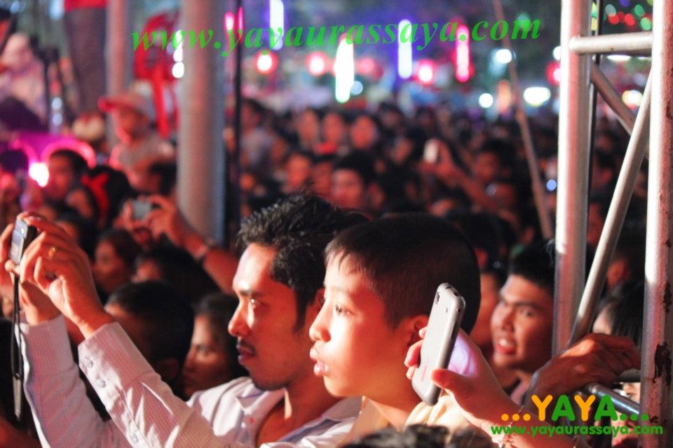 ญาญ่า @ งาน Hatyai Chinese NewYear 2012