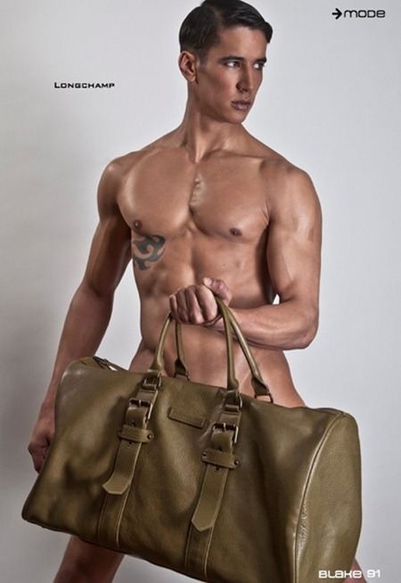 MILAN FASHION WEEK: FRANKIE MORELLO SPRING 2012