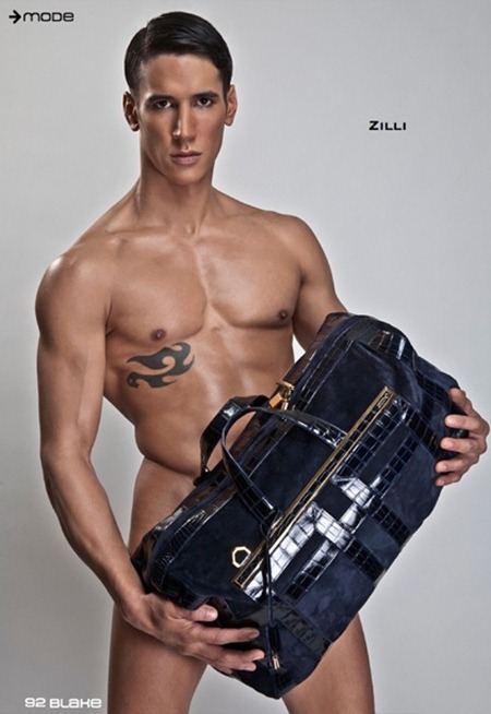 MILAN FASHION WEEK: FRANKIE MORELLO SPRING 2012