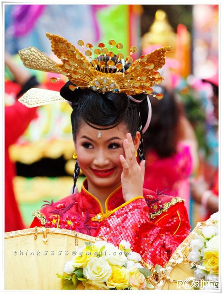 AE : มนต์สเน่ห์ต้นกำเนิดตรุษจีน ตรุษจีนปากน้ำโพ ปี 2555 Part 2