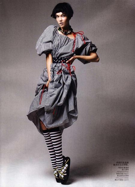 VOGUE CHINA: KARLIE KLOSS IN "GRAPHIC PLAY" BY PHOTOGRAPHER PATRICK DEMARCHELIER