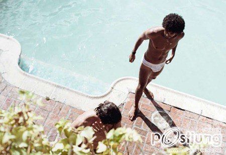 ATTITUDE UK: SELFRIDGES SWIMWEAR PORTFOLIO BY PHOTOGRAPHER MISCHA TAYLOR