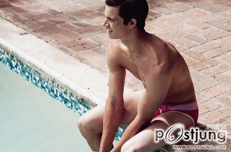 ATTITUDE UK: SELFRIDGES SWIMWEAR PORTFOLIO BY PHOTOGRAPHER MISCHA TAYLOR