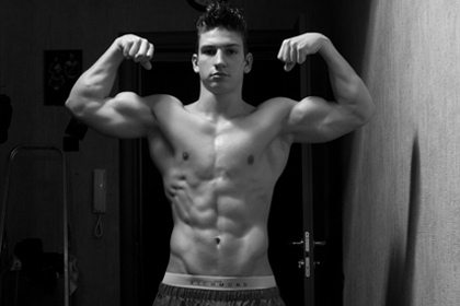 Nikita : Looks Do Kill : HQ images