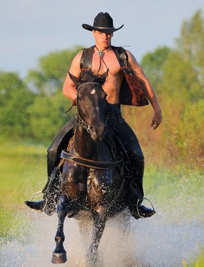 Svetlana Petrova : Real Men Ride Real Horses : HQ images