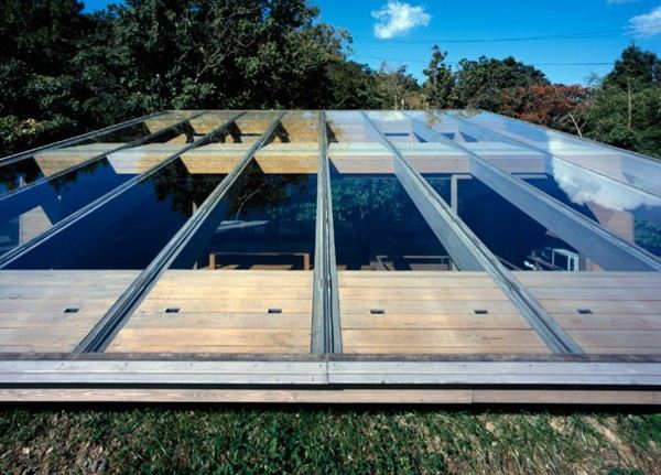 Glass Roof House to Love the Earth, and You