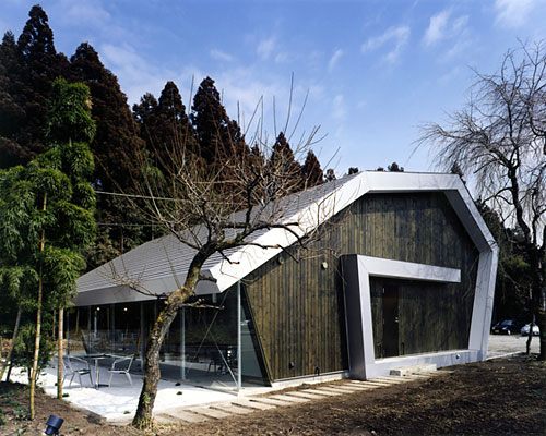 Contemporary Japanese House - Live / Work House