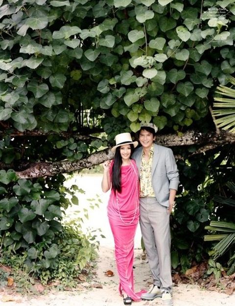 เกรซ มหาดำรงค์กุล & น.ท.จงเจต วัชรานันท์ @ HONEYMOON+TRAVEL no.116 January 2012