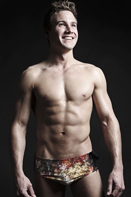 MASCULINE DOSAGE: TRAVIS BY PHOTOGRAPHER JERRAD MATTHEW