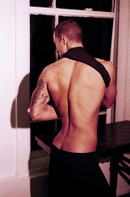 MASCULINE DOSAGE: AARON CHINN BY PHOTOGRAPHER JOSEPH BLEU