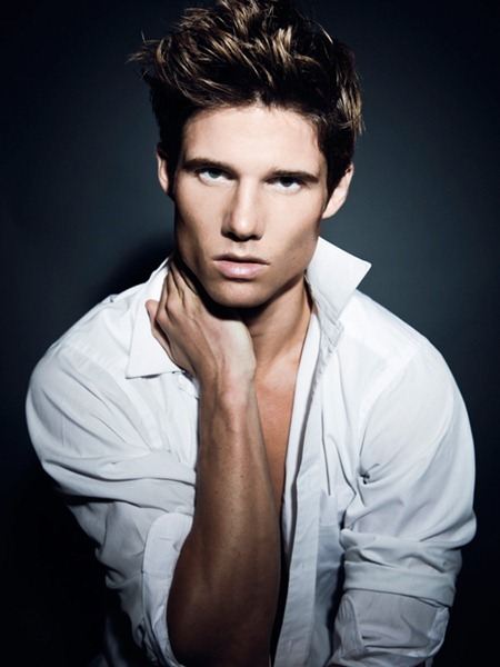 MASCULINE DOSAGE: KEVIN BAKER BY PHOTOGRAPHER CHRISTIAN RIOS