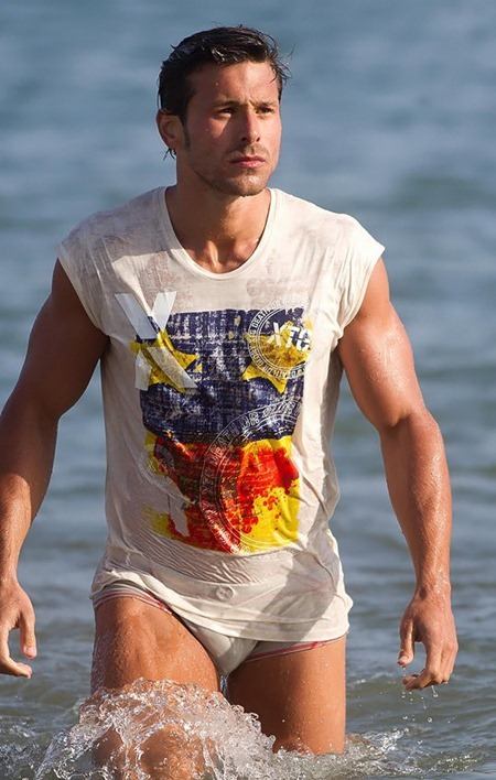 CAMPAIGN: MEN FOR XTG SWIMWEAR 2011