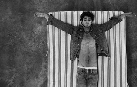 นายแบบ 094