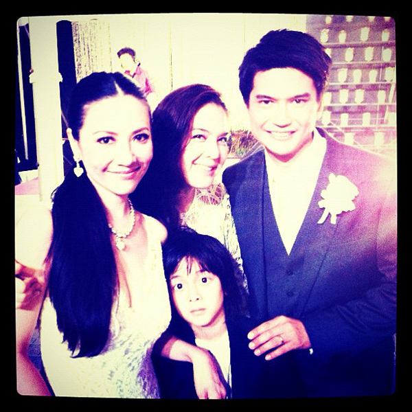 ยินดีกับเจ้าสาวคนสวย เกรซ-จงเจต จูงมือวิวาห์สุดหวาน