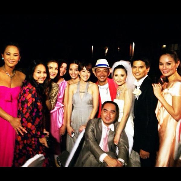 ยินดีกับเจ้าสาวคนสวย เกรซ-จงเจต จูงมือวิวาห์สุดหวาน