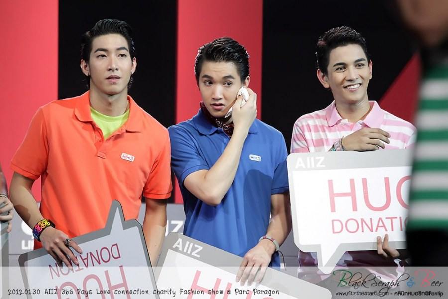 โตโน่ & ริท เดินแบบงาน AIIZ Love Connection Charity @ Parc Paragon