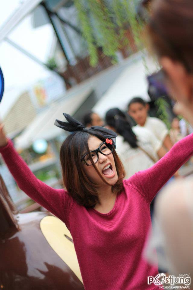 งานวันเกิดดกิ่ง เหมือนแพร @Festival walk