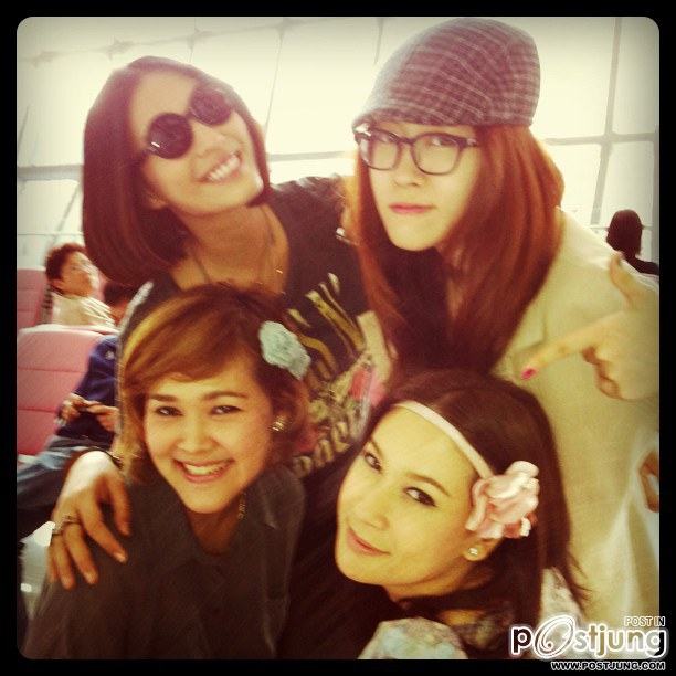 เชียร์...ฑิฆัมพร...สวย น่ารัก เวอร์ อ่ะจร้า ^^